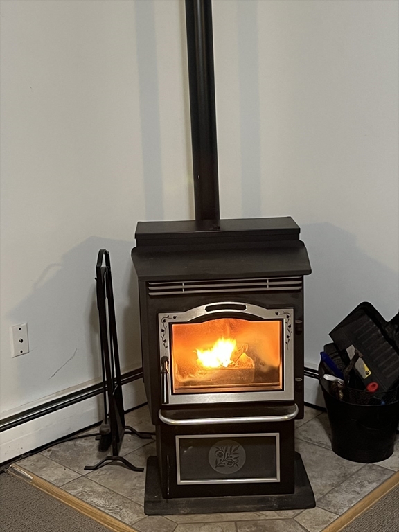 30 Main Street Shelburne, MA 01370 - Photo 7 of 23