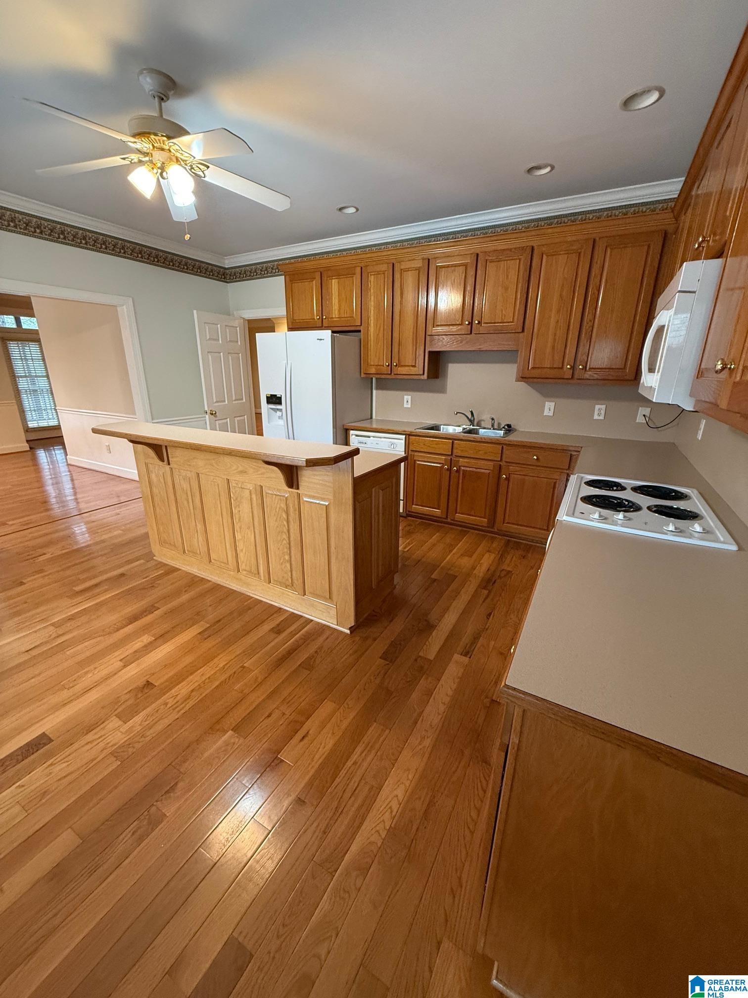 213 Castleman Circle Leeds, AL 35094 - Photo 7 of 18