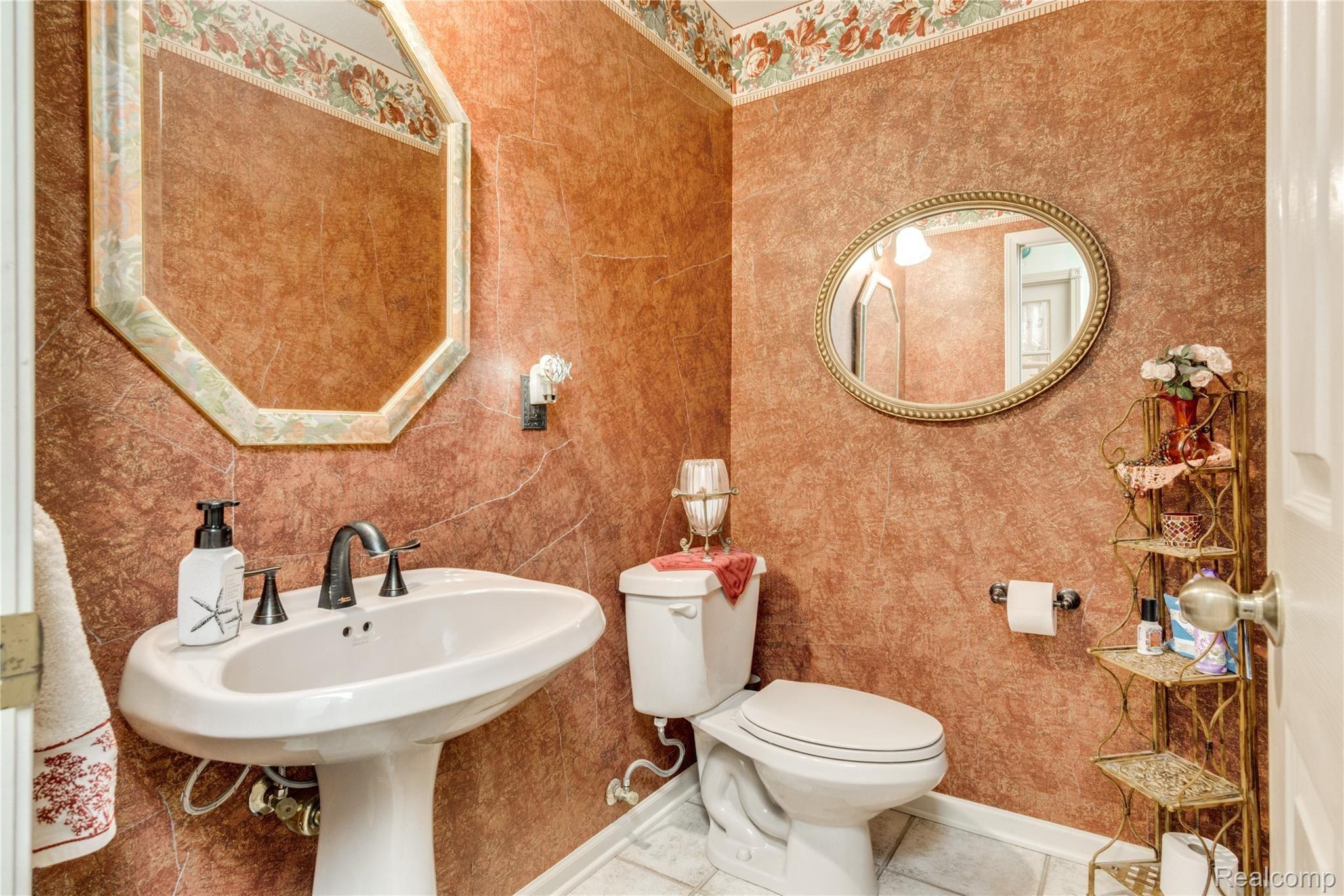 9276 Hegel Road Goodrich, MI 48438 - Photo 52 of 77 Interiors (22 of 48).jpg