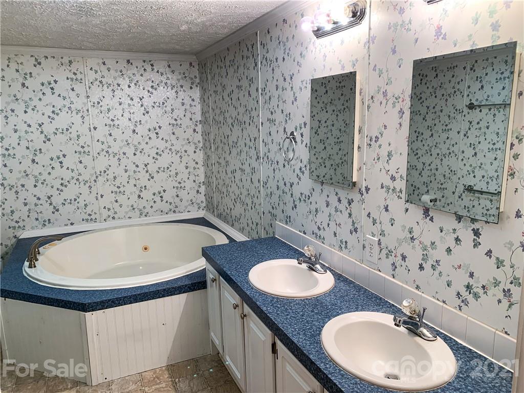 642 Bethany Road Albemarle, NC 28001 - Photo 19 of 29 Gallery Image 19