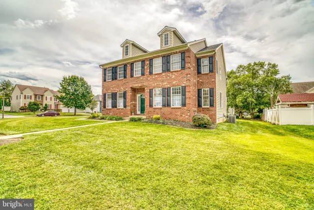 $4,500 | 9902 Player Drive, Philadelphia, PA 19115