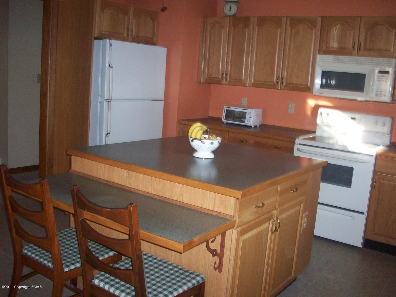 706 Ross Road Tobyhanna, PA 18466 - Photo 4 of 9 KITCHEN