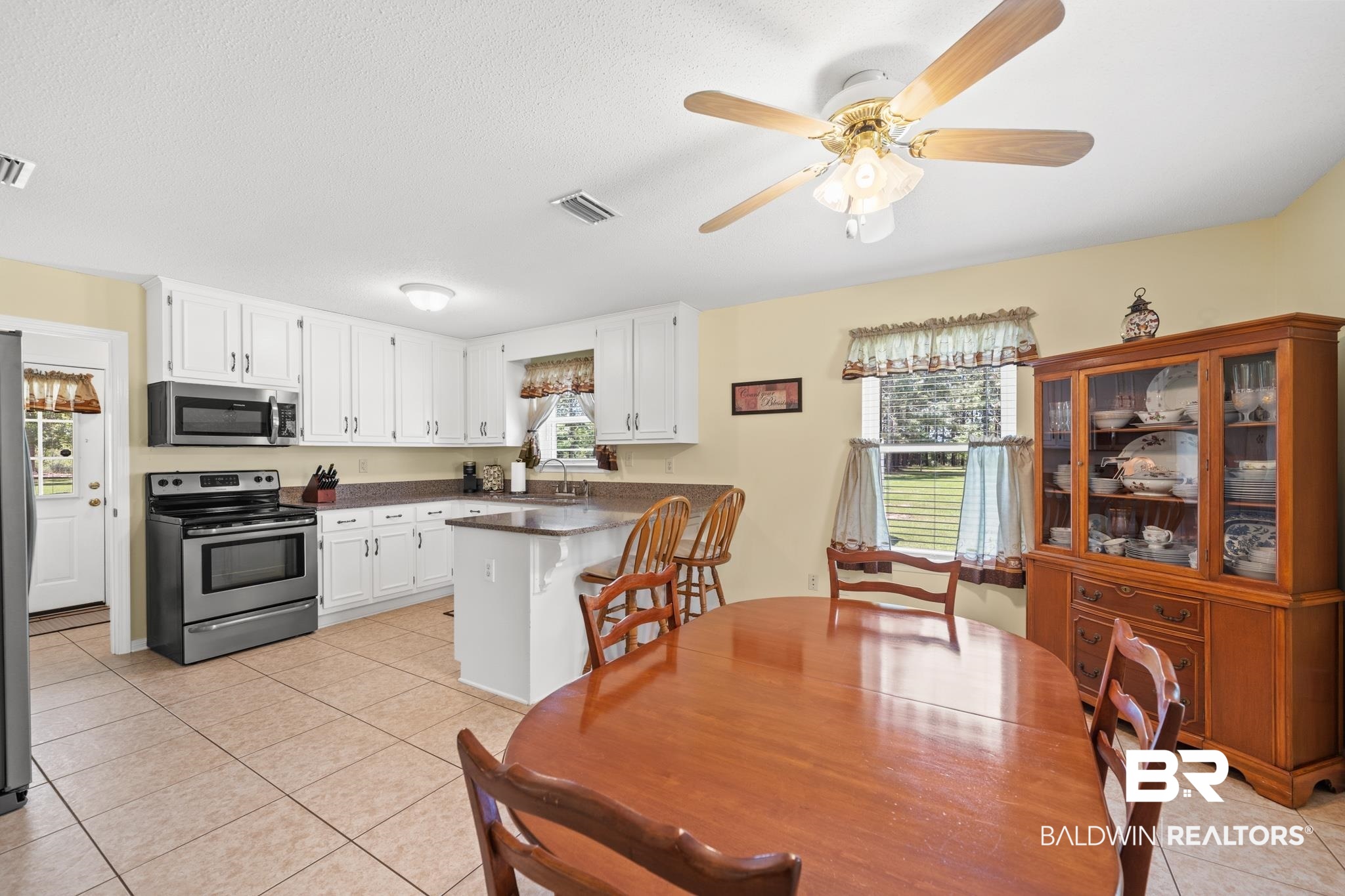 28209 Slapout Road Robertsdale, AL 36567 - Photo 7 of 38