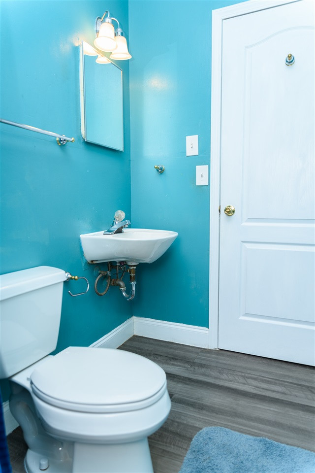 1806 Robinhood Road Durham, NC 27701 - Photo 7 of 11 Photo 7
