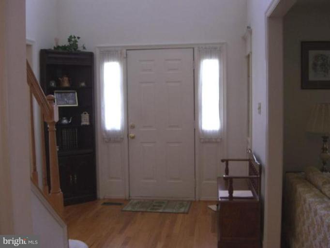 2477 Five Shillings Road Frederick, MD 21701 - Photo 5 of 25 foyer