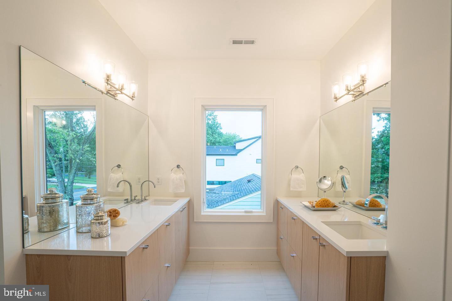110 Tapawingo Road Southwest Vienna, VA 22180 - Photo 42 of 69 Master bath - wood finish vanity,