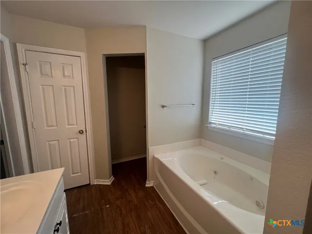 $1,795 | 2130 Jasons W Court, New Braunfels, TX 78130