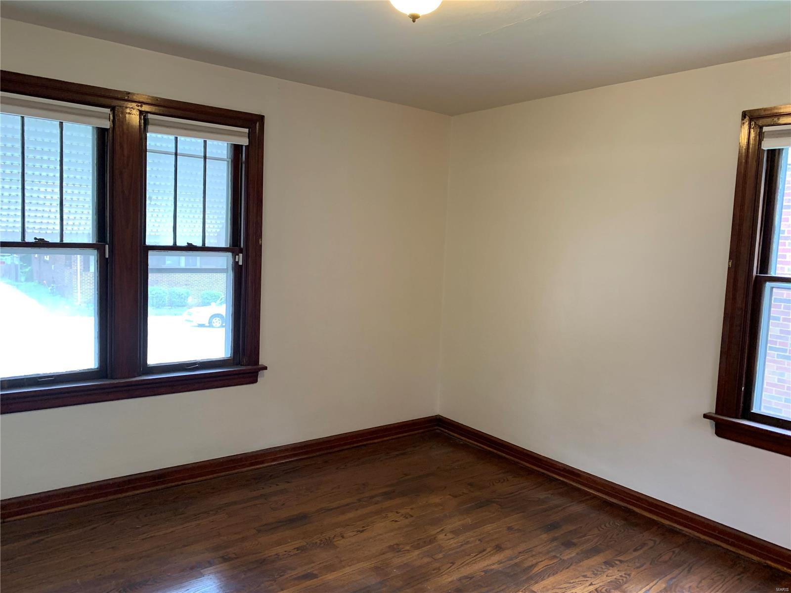 3315 North Hanley Road St. Louis, MO 63121 - Photo 5 of 21 Gallery Image 5