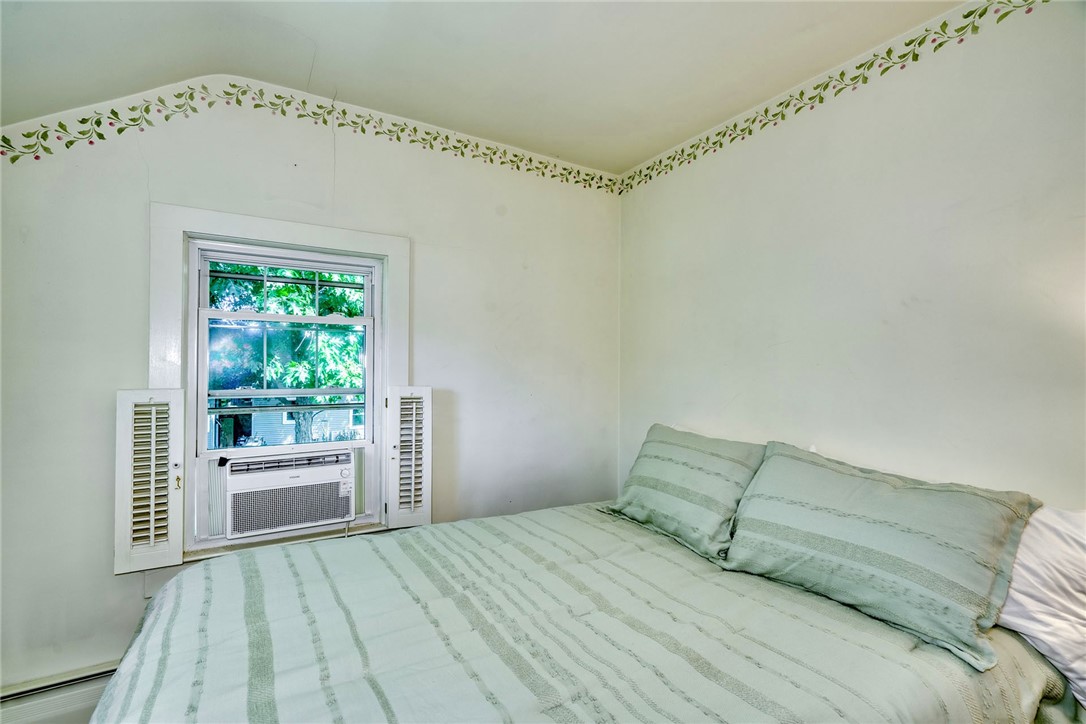 1023 Brown Road Irondequoit, NY 14622 - Photo 26 of 46 Bedroom #1