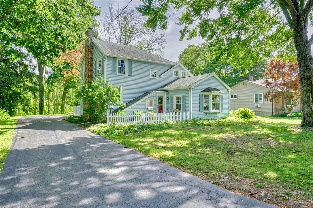 1023 Brown Road Irondequoit, NY 14622 - Photo 38 of 46 Welcome to 1023 Brown Rd!