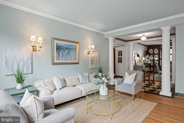 $415,000 | 3405 Greenway, Unit 206, Baltimore, MD 21218
