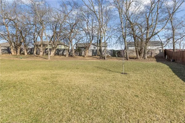 $430,000 | 1404 Northwest Maple Drive, Grain Valley, MO 64029