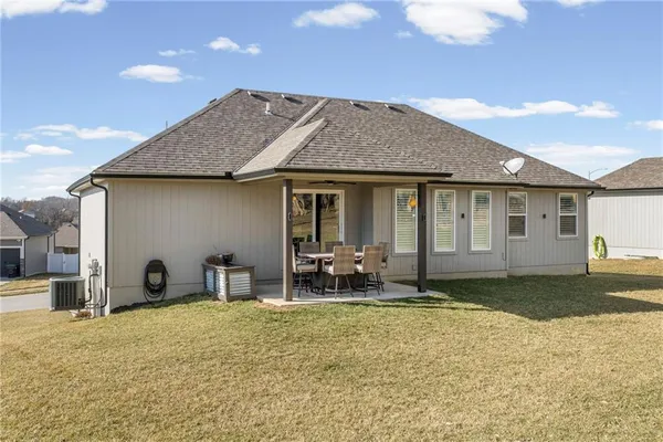 $430,000 | 1404 Northwest Maple Drive, Grain Valley, MO 64029