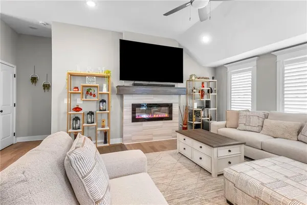 $430,000 | 1404 Northwest Maple Drive, Grain Valley, MO 64029