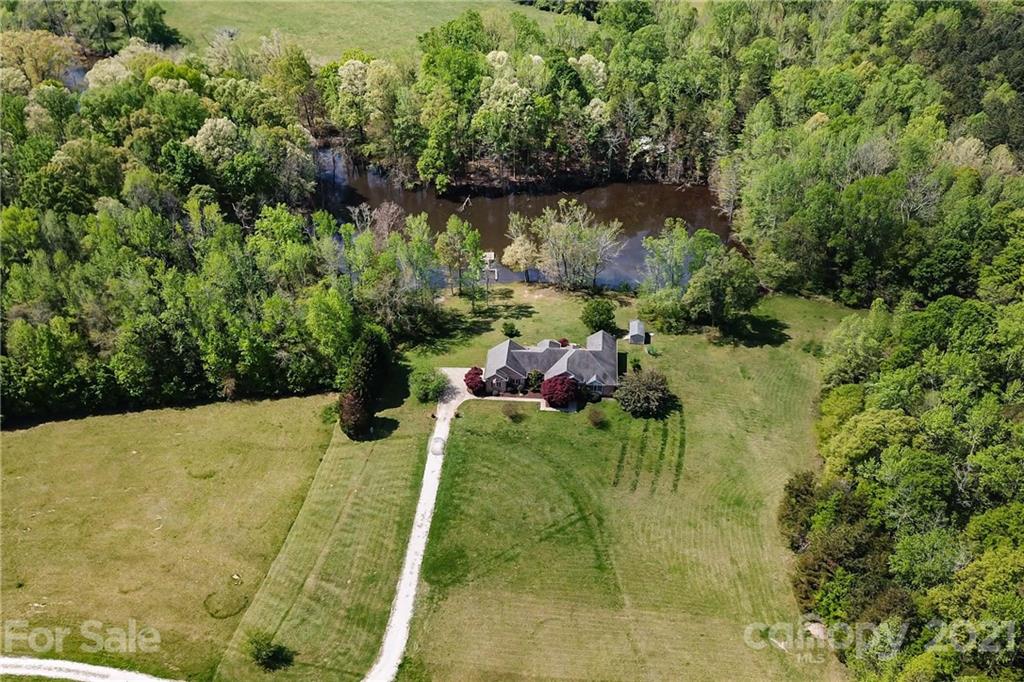 2359 Southbend Road Clover, SC 29710 - Photo 3 of 47 Gallery Image 3