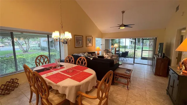 $3,200 | 5256 Myrtle Wood, Unit 22, Sarasota, FL 34235