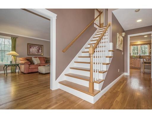 17 Captain Handley Road Acton, MA 01720 - Photo 4 of 30 Gallery Image 4