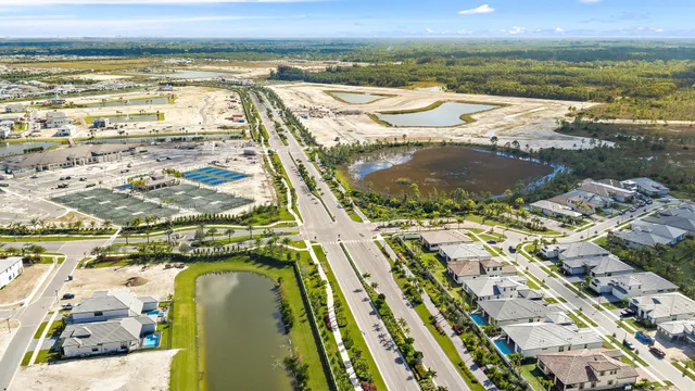 a view of residential houses with outdoor space