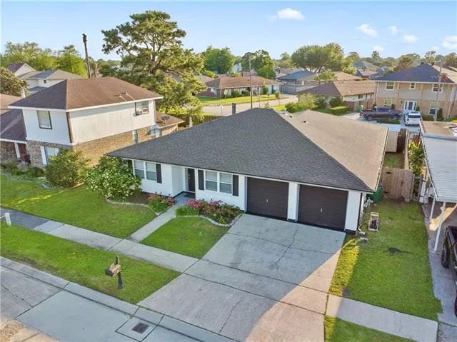 $369,900 | 3205 Lake Trail Drive, Metairie, LA 70003