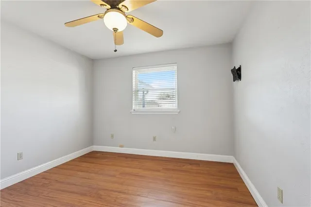 $369,900 | 3205 Lake Trail Drive, Metairie, LA 70003