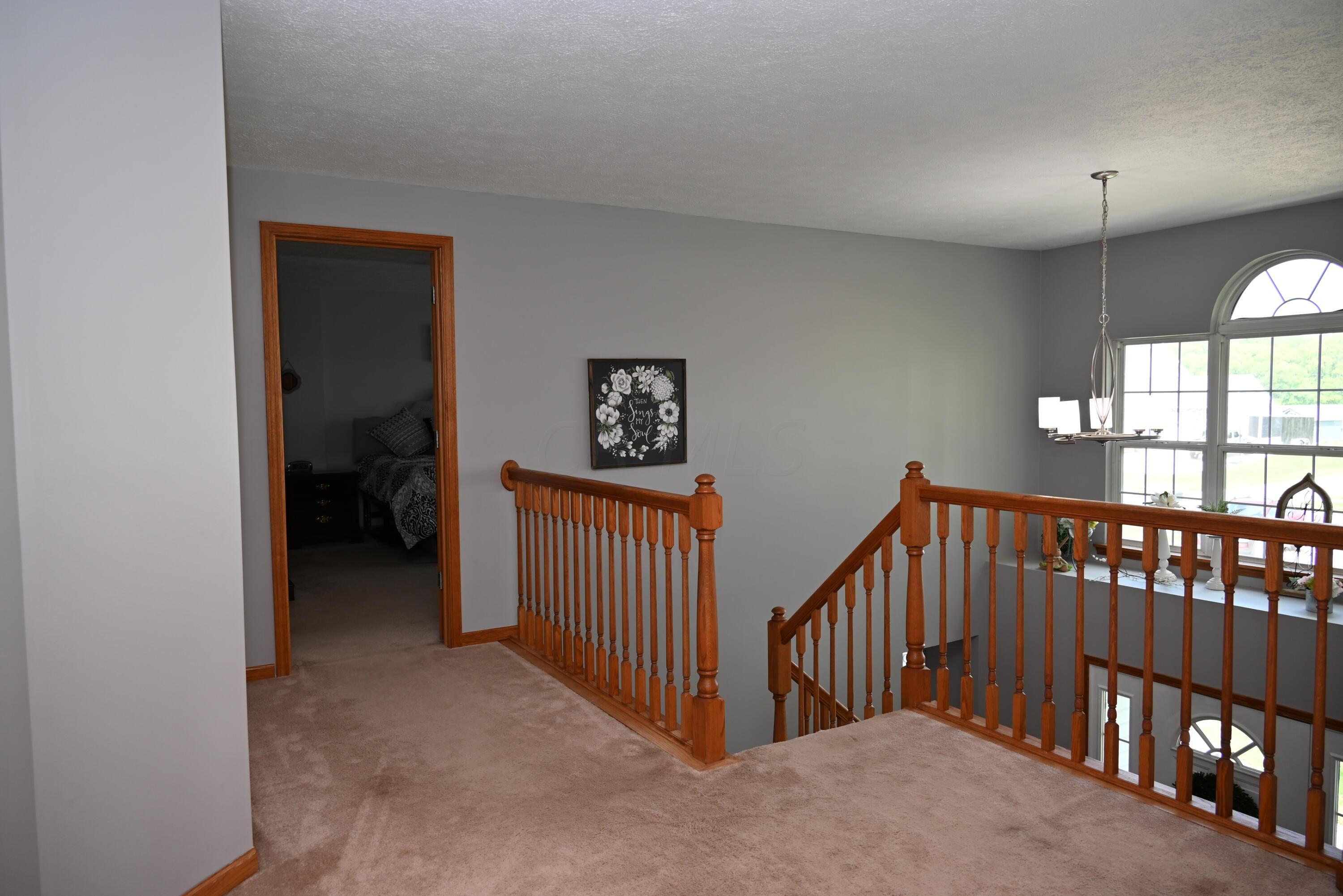 3305 Gooding Road Marion, OH 43302 - Photo 27 of 85 Landing area at top of steps