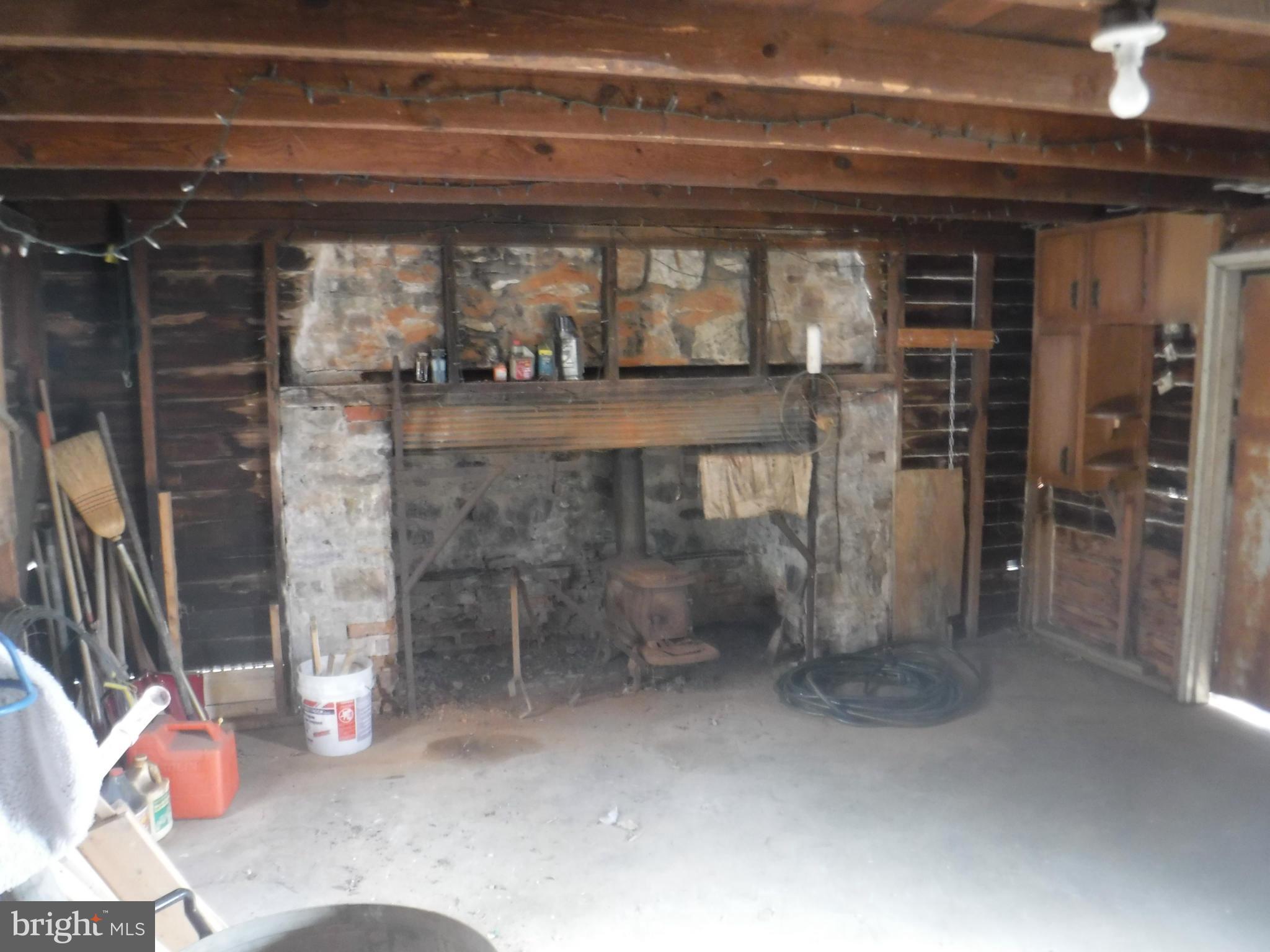 20561 Park Hall Road Rohrersville, MD 21779 - Photo 6 of 8 would make a great workshop or craftroom