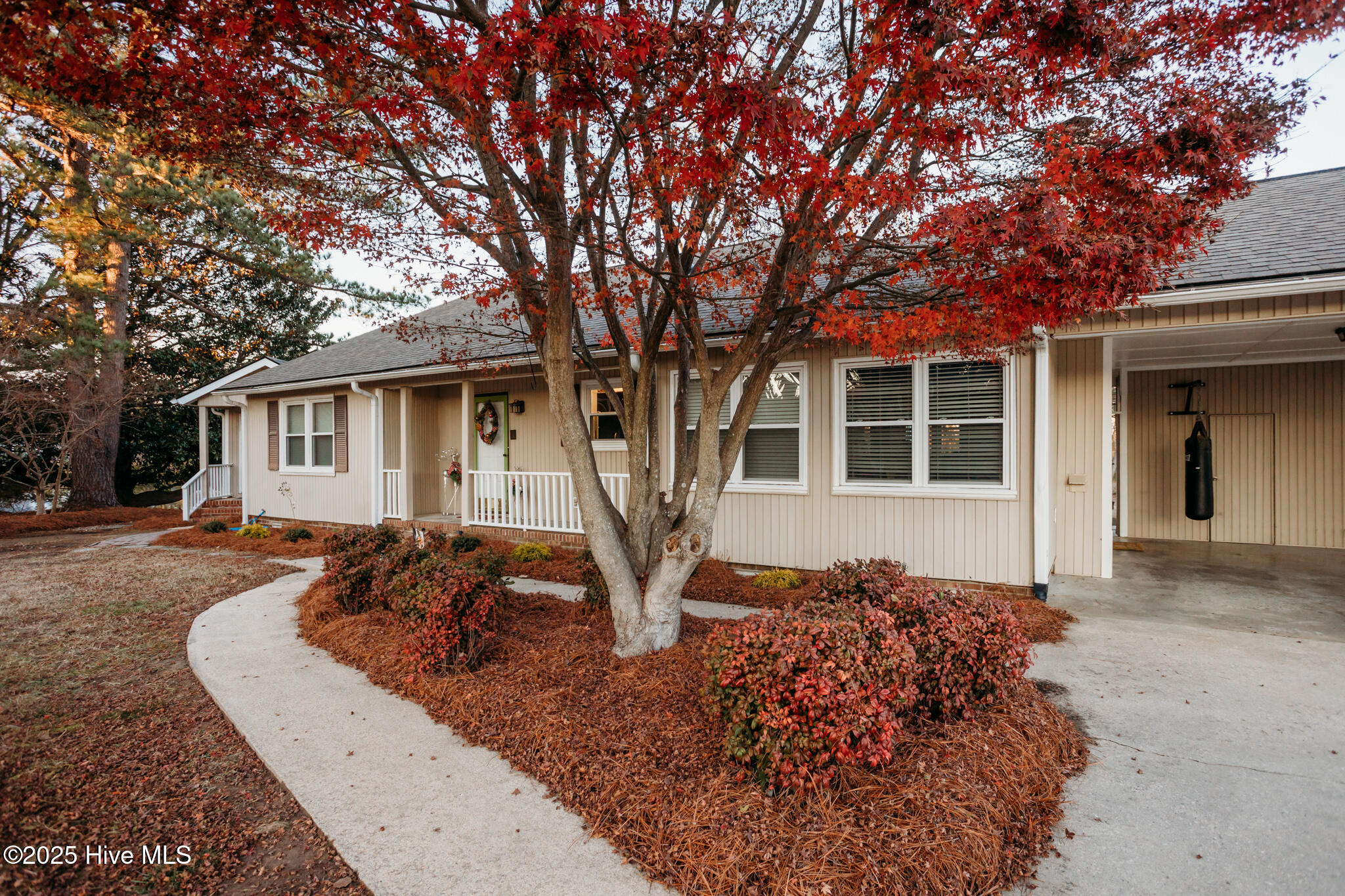 2302 Kelly Place North Wilson, NC 27896 - Photo 2 of 25 IMG_9924