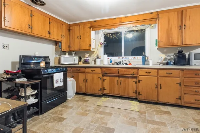 $390,000 | 2445 William Street, Cheektowaga, NY 14206