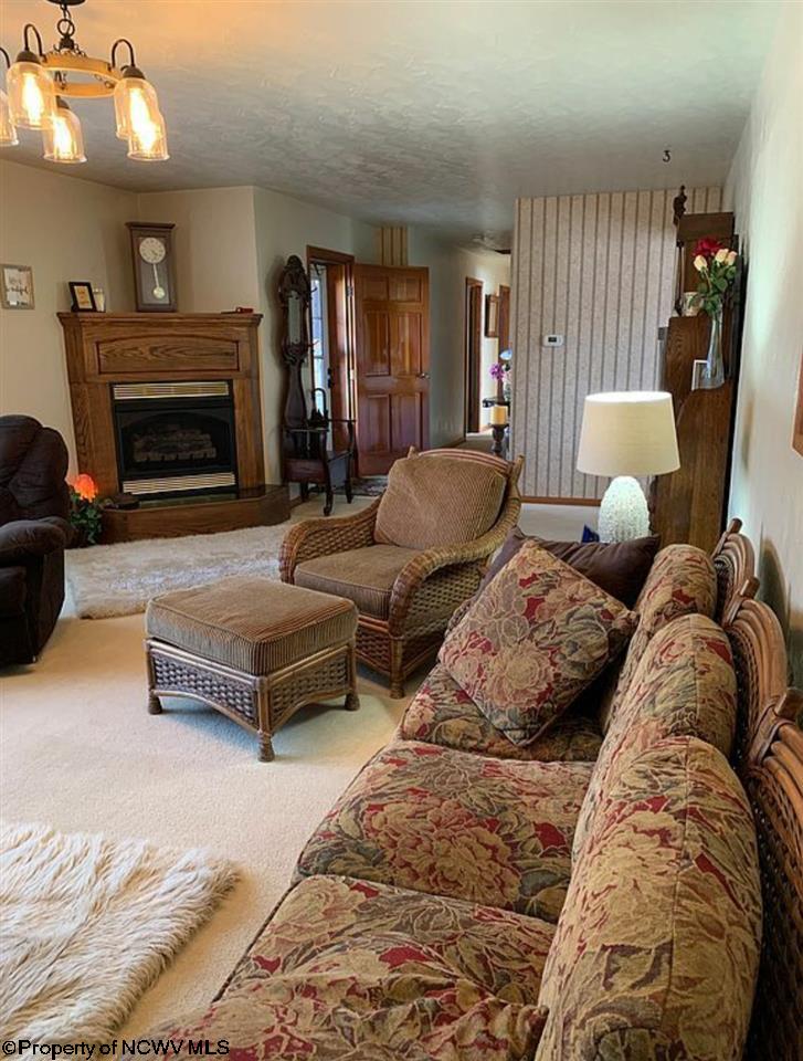 529 Middletown Road Shinnston, WV 26431 - Photo 2 of 26 Gallery Image 2
