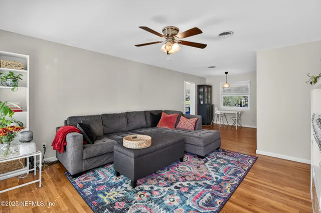 $327,400 | 7470 Spinola Road, Jacksonville, FL 32217