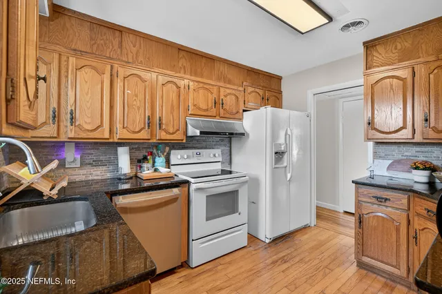 $327,400 | 7470 Spinola Road, Jacksonville, FL 32217