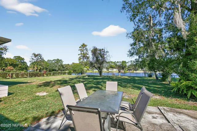 $327,400 | 7470 Spinola Road, Jacksonville, FL 32217