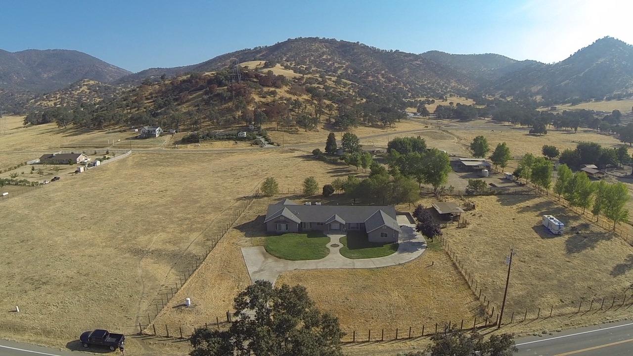 6225 Elwood Road Sanger, CA 93657 - Photo 2 of 64 Gallery Image 2