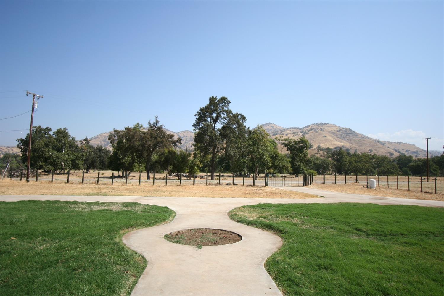 6225 Elwood Road Sanger, CA 93657 - Photo 11 of 64 Gallery Image 11