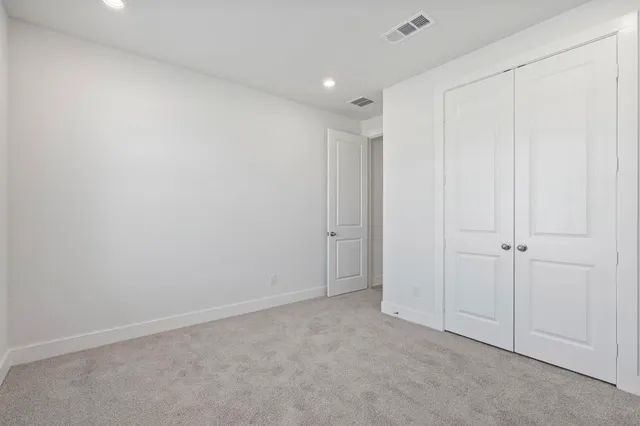 $375,000 | 616 Cross Timbers Trace, Hempstead, TX 77445