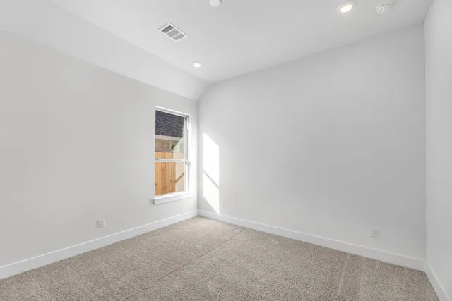 $375,000 | 616 Cross Timbers Trace, Hempstead, TX 77445