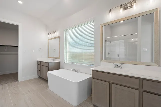 $375,000 | 616 Cross Timbers Trace, Hempstead, TX 77445