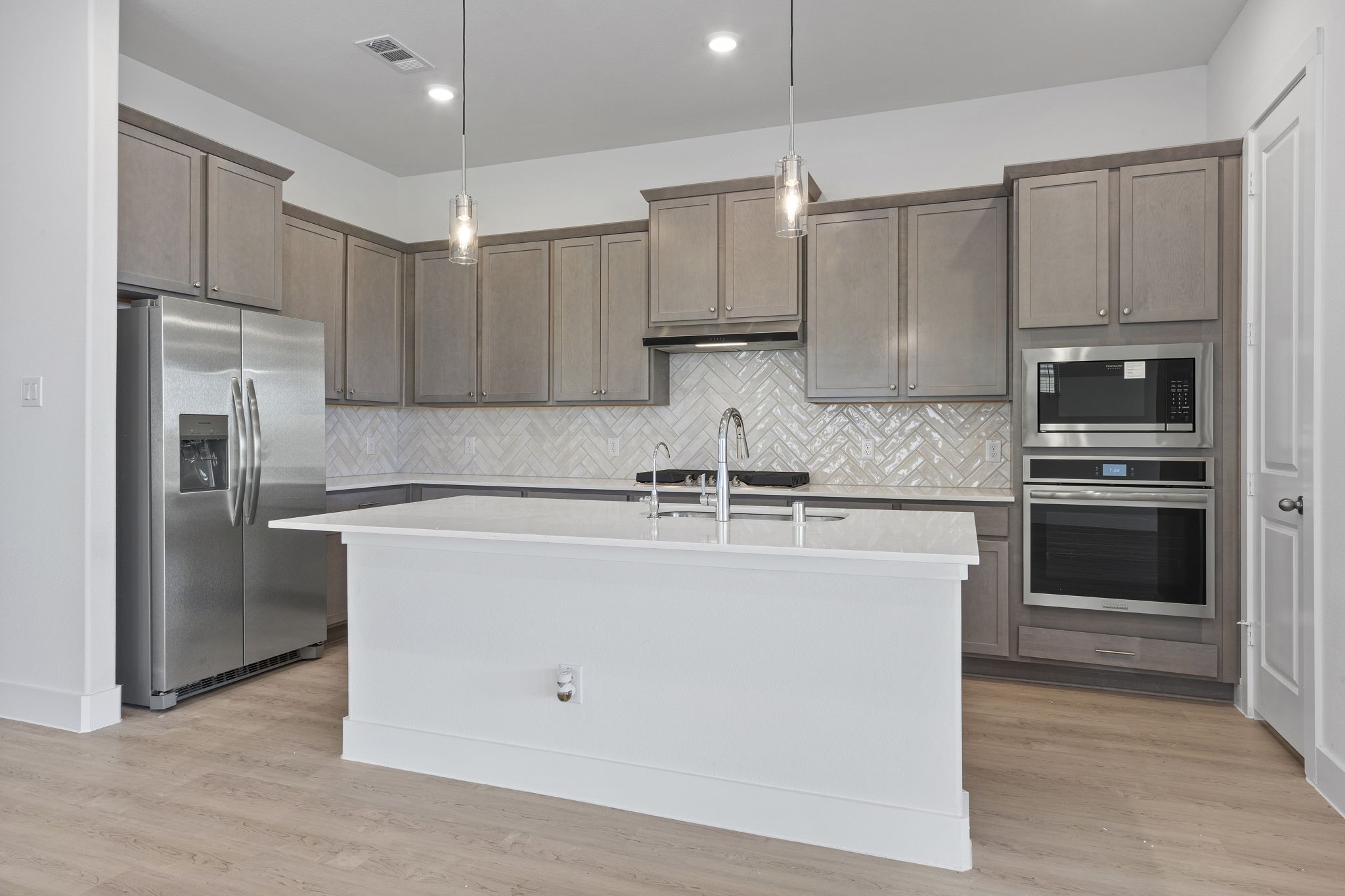 616 Cross Timbers Trace Hempstead, TX 77445 - Photo 4 of 31