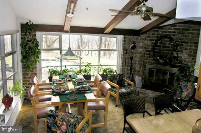 522 Spring House Road Camp Hill, PA 17011 - Photo 4 of 12 Gallery Image 4