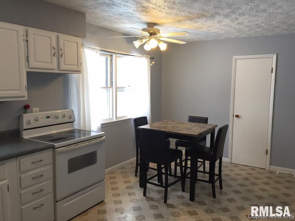2608 Kent Drive Springfield, IL 62703 - Photo 3 of 24 Gallery Image 3