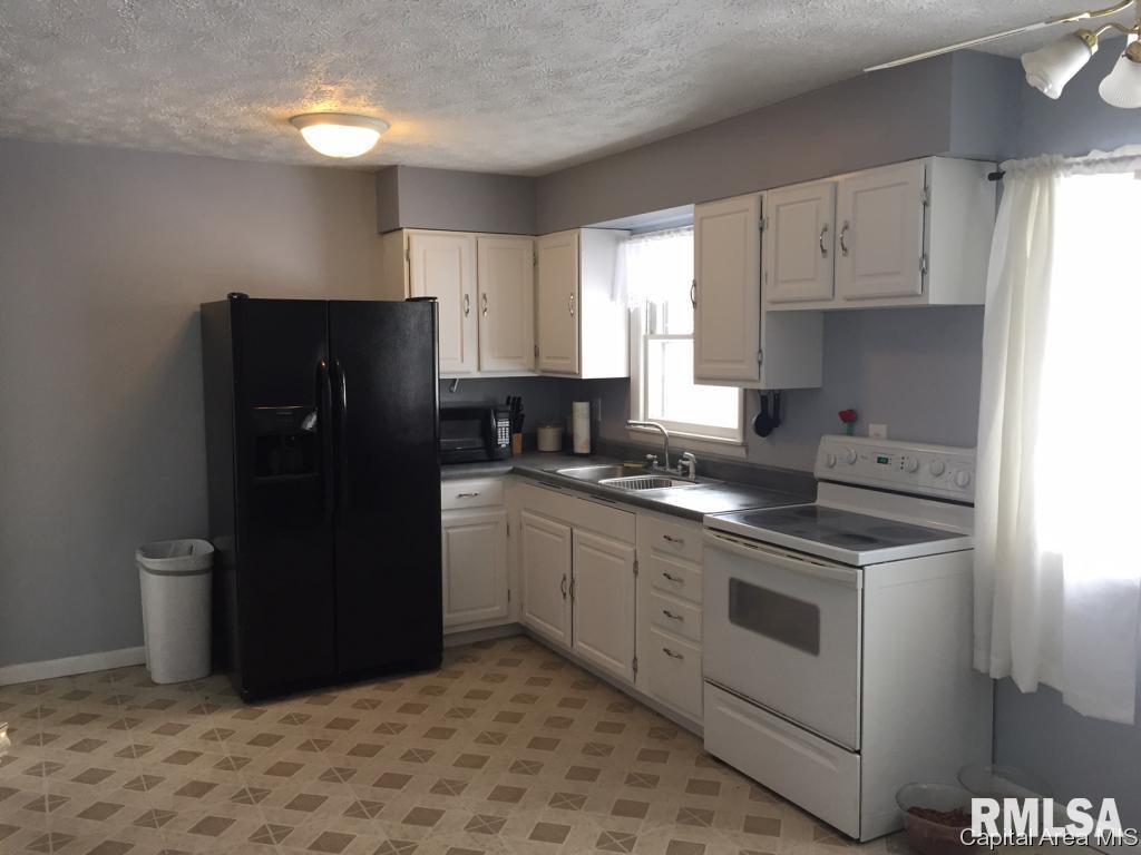 2608 Kent Drive Springfield, IL 62703 - Photo 6 of 24 Gallery Image 6