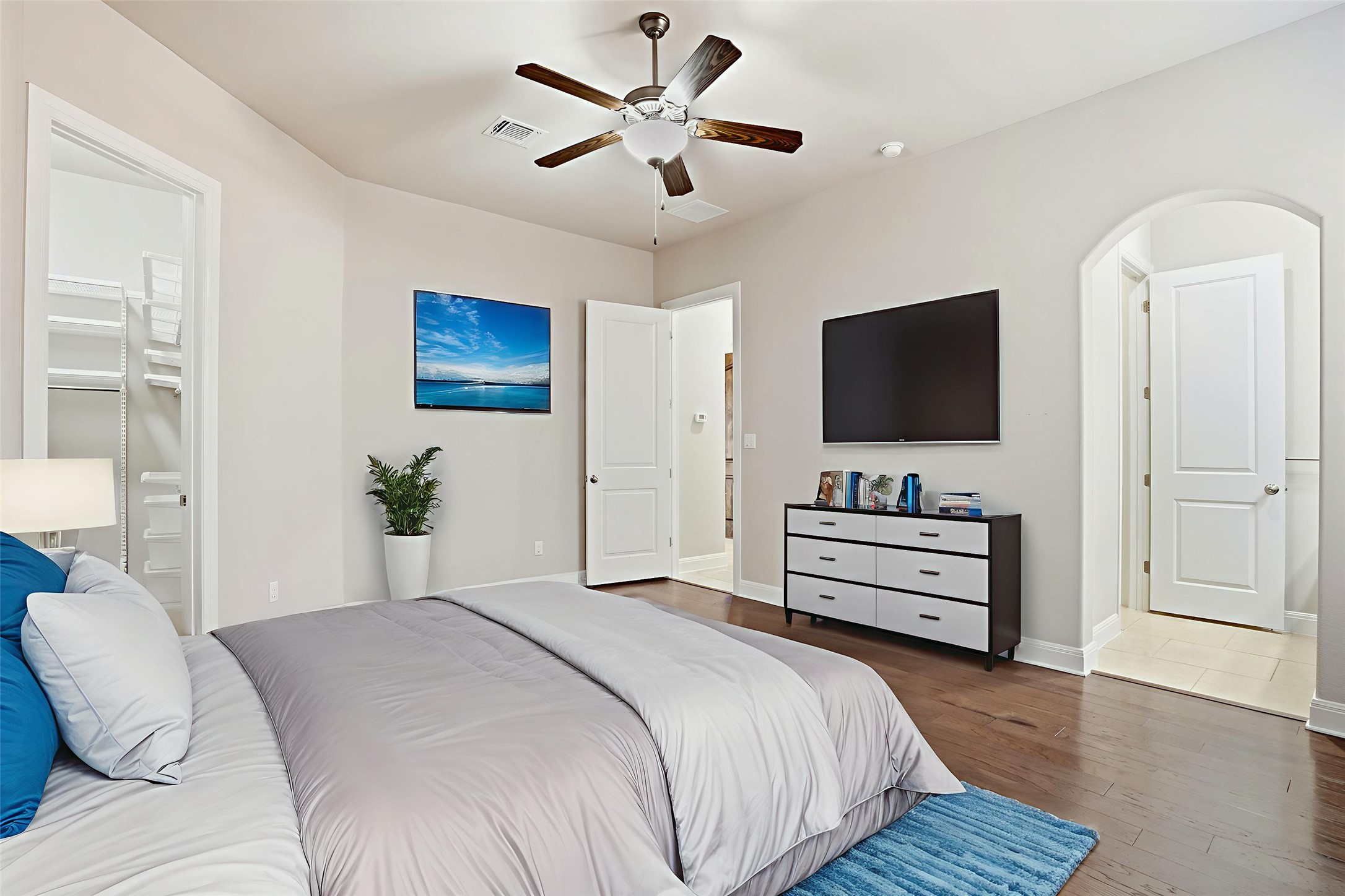 4109 Haight Street Round Rock, TX 78681 - Photo 26 of 40 Stage bedroom featuring a spacious closet and jack and jill bathroom