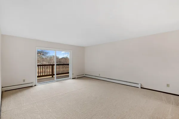 $185,000 | 450 Ford Road, Unit 225, St. Louis Park, MN 55426