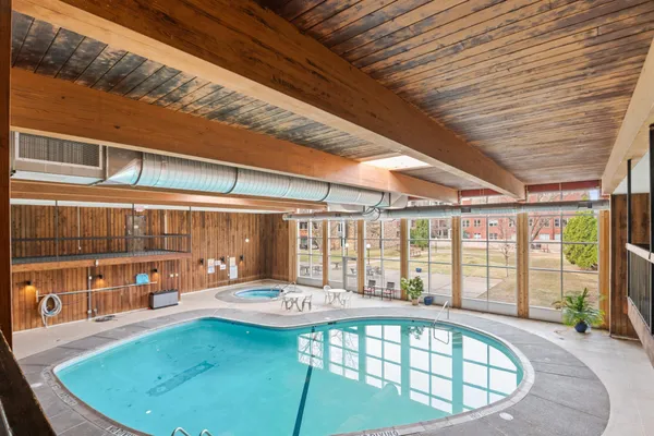 $185,000 | 450 Ford Road, Unit 225, St. Louis Park, MN 55426