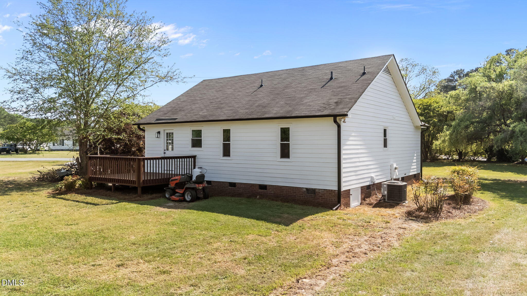 370 Sanders Road Benson, NC 27504 - Photo 27 of 32