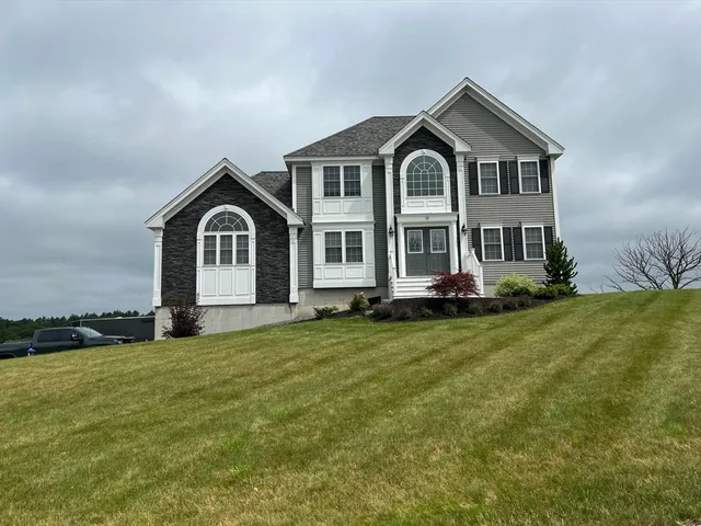 $799,900 | 2038 Laurel Hill Lane, Unit LOT 18, Lancaster, MA 01523