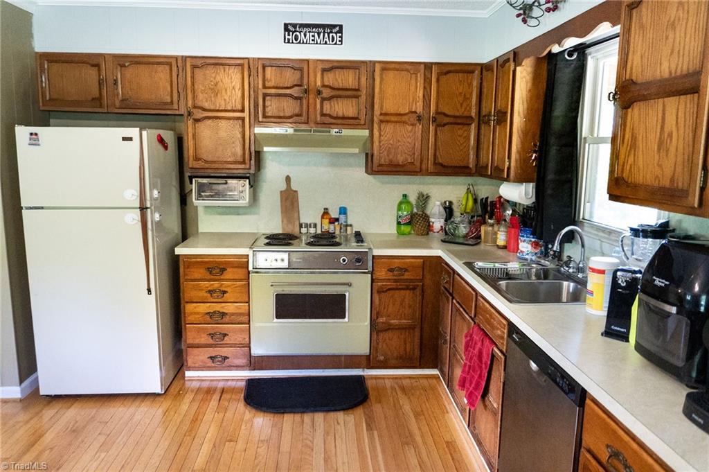 1744 R R Chipman Drive Yadkinville, NC 27055 - Photo 9 of 37