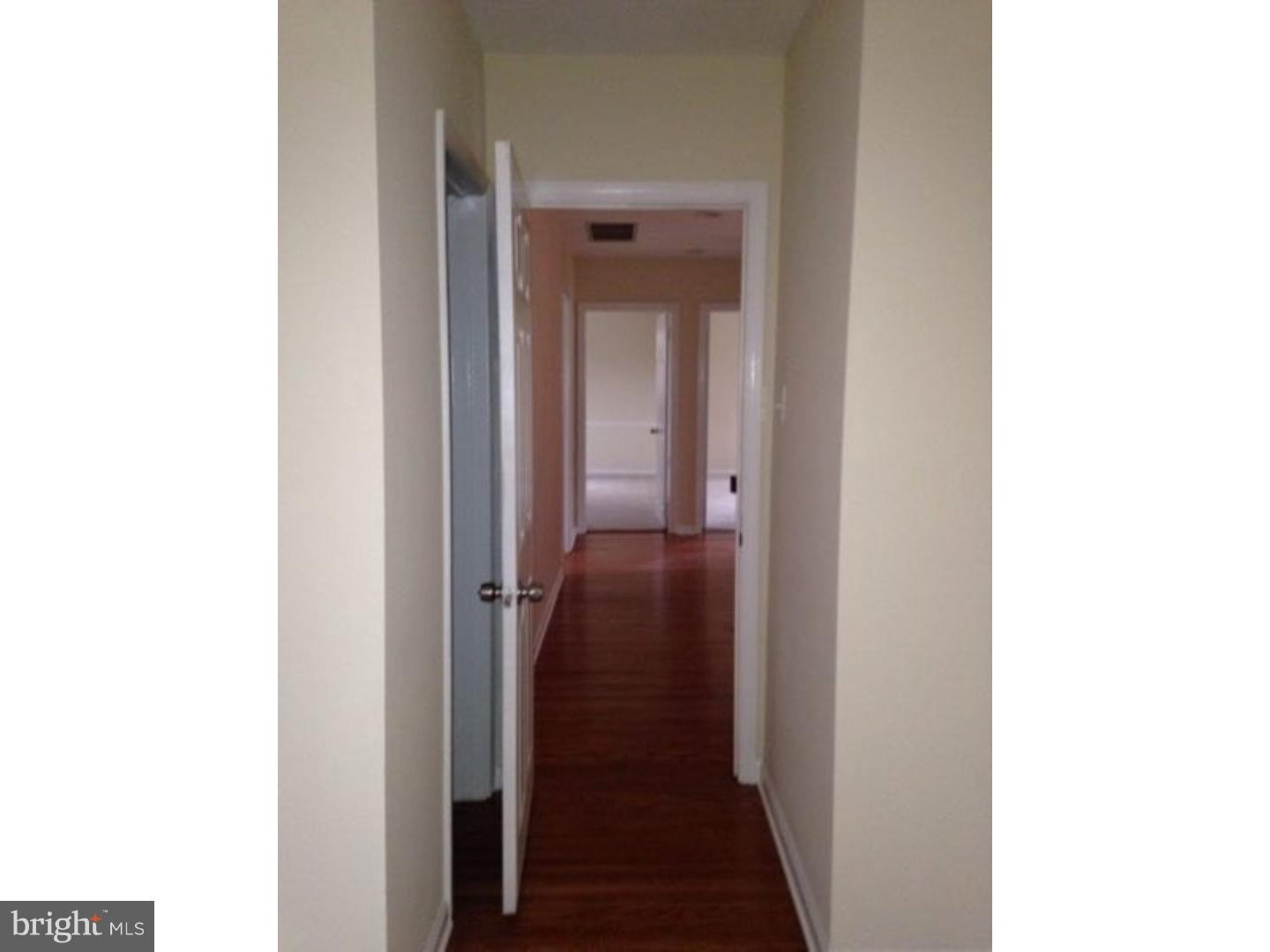 102 Hart Road Cherry Hill, NJ 08034 - Photo 11 of 15