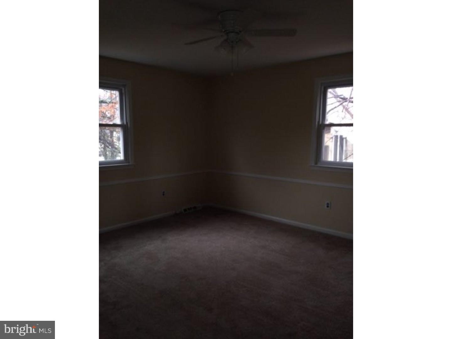 102 Hart Road Cherry Hill, NJ 08034 - Photo 8 of 15