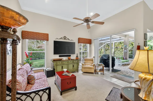 a view of outdoor space